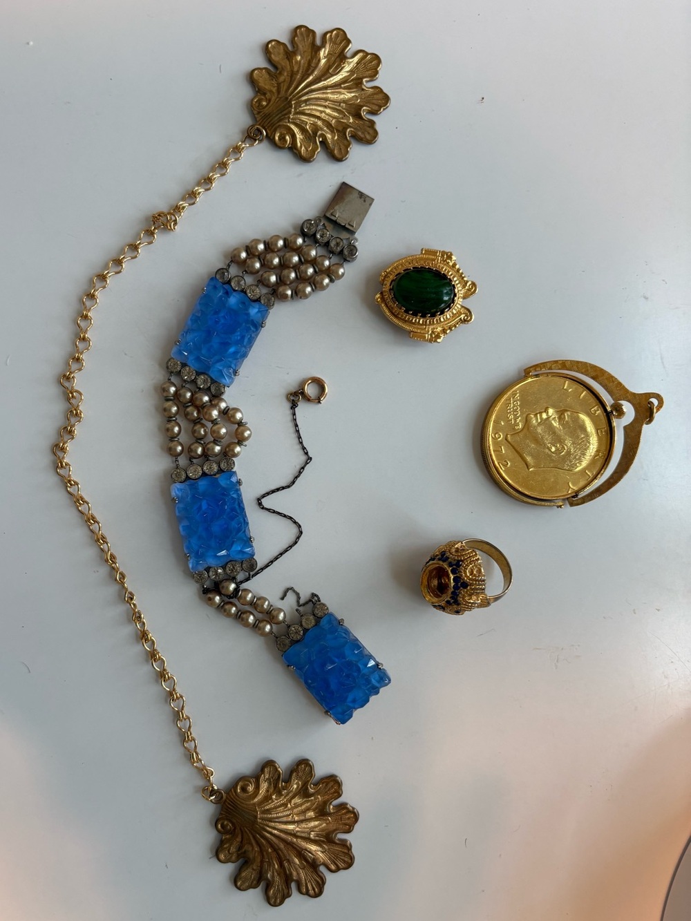 Gold-Tone Accents For Crafters & Do It Yourselfers Florenza & Blue Crystal